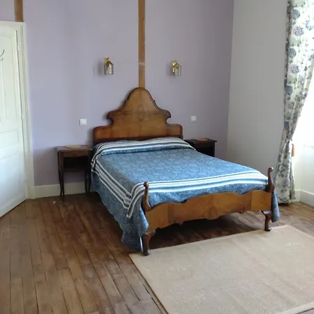 La Brasserie D'hotes De Delphine 住宿加早餐酒店