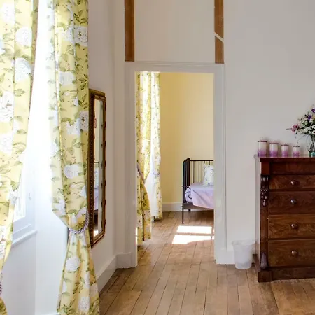 La Brasserie D'hotes De Delphine 3* Saulgé