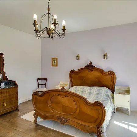 לינה וארוחת בוקר La Brasserie D'hotes De Delphine