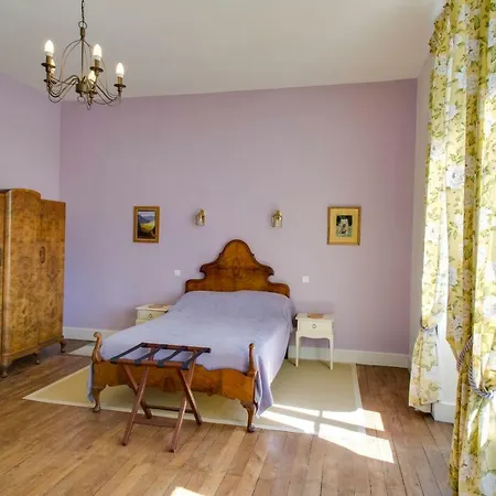 La Brasserie D'hotes De Delphine 住宿加早餐酒店