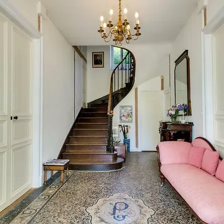 La Brasserie D'hotes De Delphine 3* Saulgé