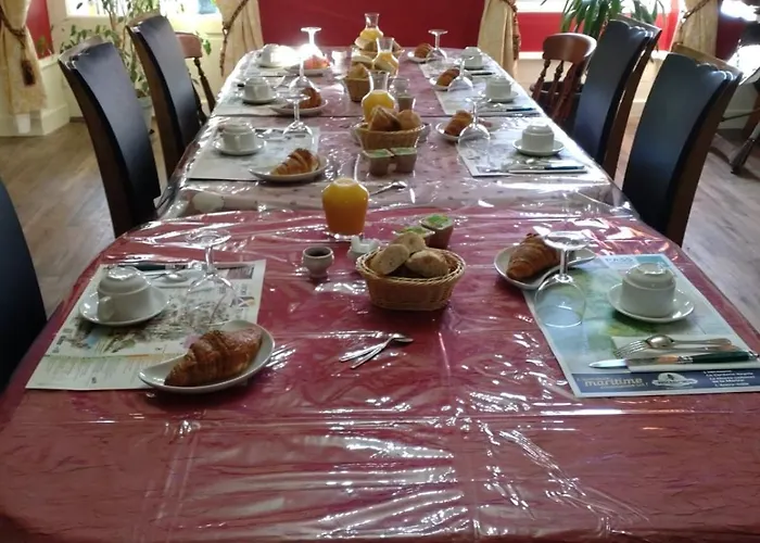 住宿加早餐酒店 La Brasserie D'hotes De Delphine